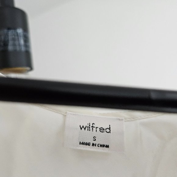 Aritzia Bria Blouse - Picture 2 of 2